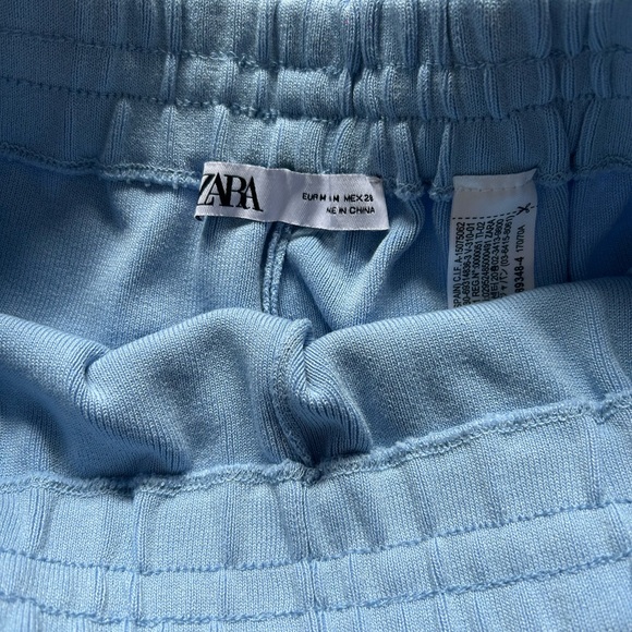 Zara Blue knit Shorts - Picture 2 of 3